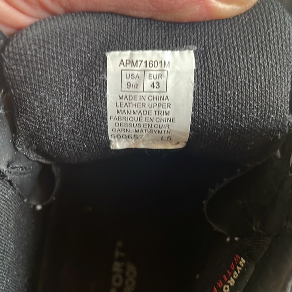 Mens snow boot. Or rain boot - Picture 4 of 5